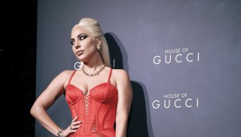 ady-gaga-wore-atelier-versace-house-of-gucci-milan-premiere