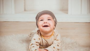 6-helpful-tips-for-buying-baby-clothes