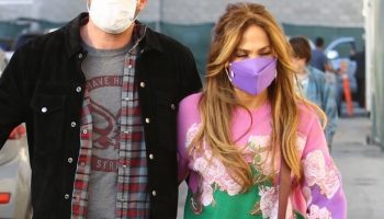 jennifer-lopez-wears-valentino-floral-sweater-out-in-los-angeles