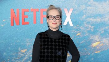 meryl-streep-wore-custom-marc-jacobs-the-world-premiere-of-netflixs-dont-look-up-in-new-york-city