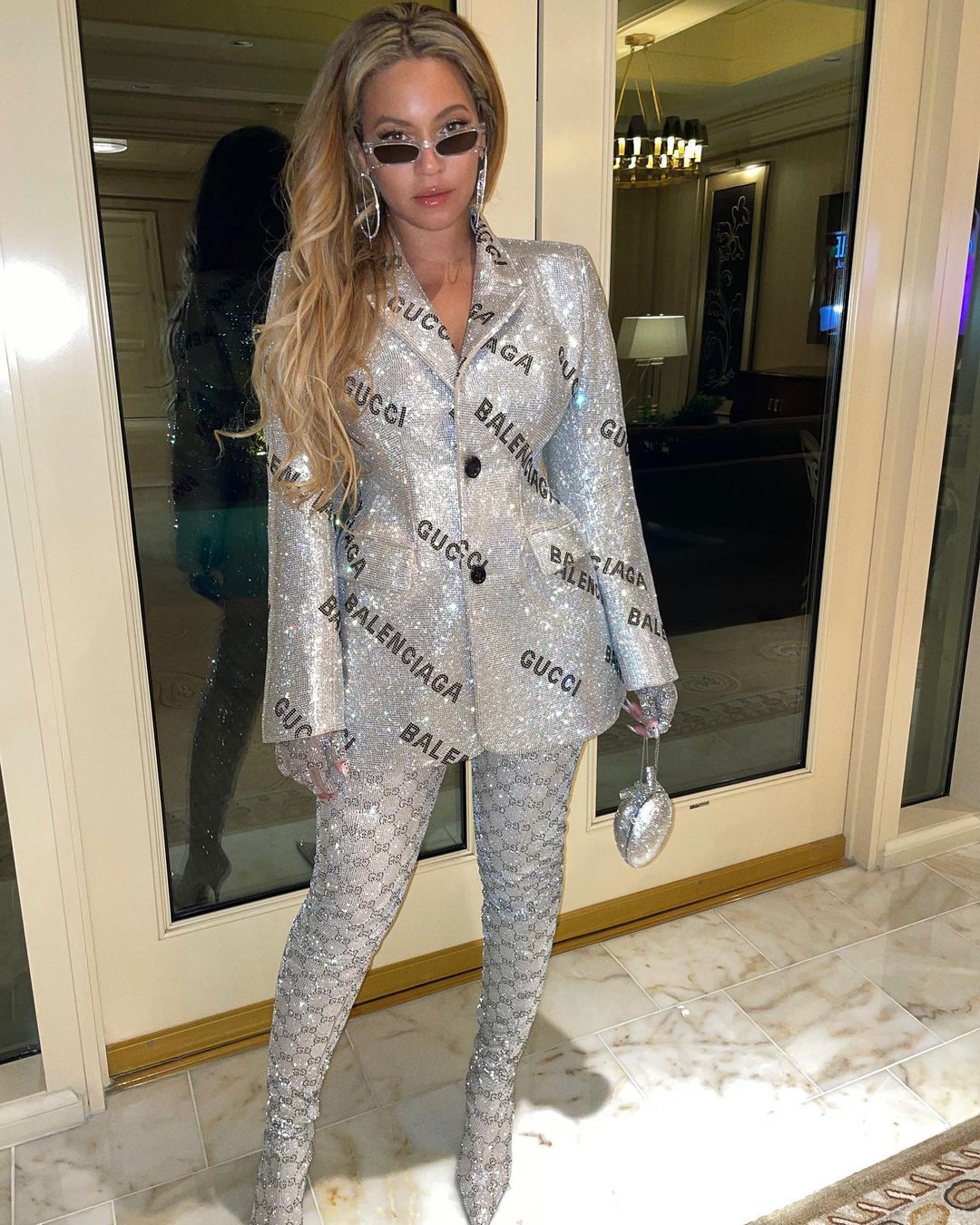 beyonce-in-balenciaga-x-gucci-suit-jay-zs-birthday-party-in-las-vegas
