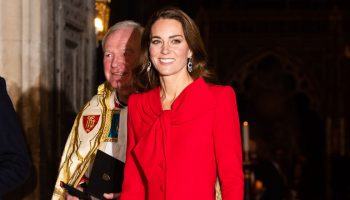 catherine-duchess-of-cambridge-wore-catherine-walker-for-the-community-carol-service