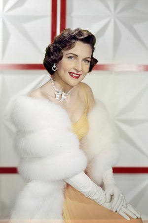 betty-white-has-died-at-99