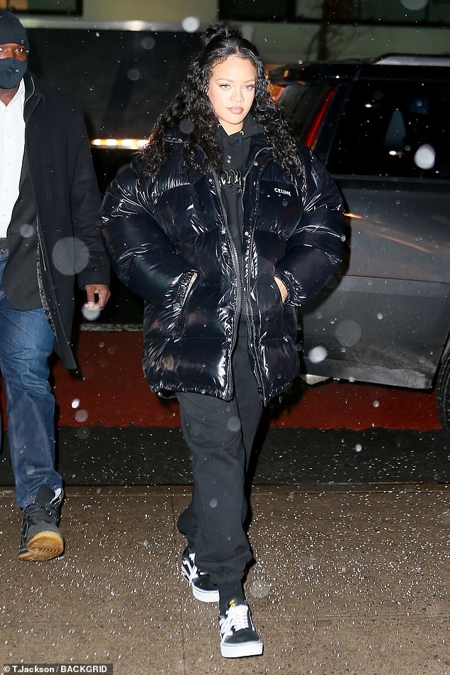 rihanna-wore-celine-quilted-out-in-jacket-new-york-january-28-2022