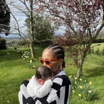 eve-posted-a-pic-with-her-newborn-to-celebrate-her-1st-uk-mothers-day