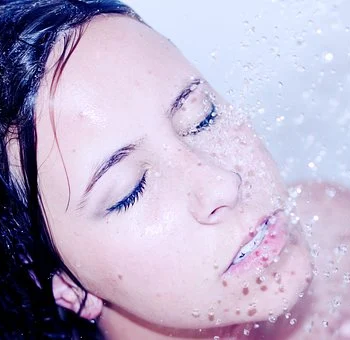 how-the-quality-of-your-home-water-impacts-your-hair-and-skin