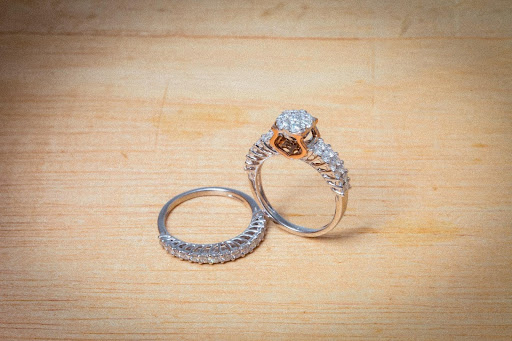 Popular Wedding Band Trends to Consider