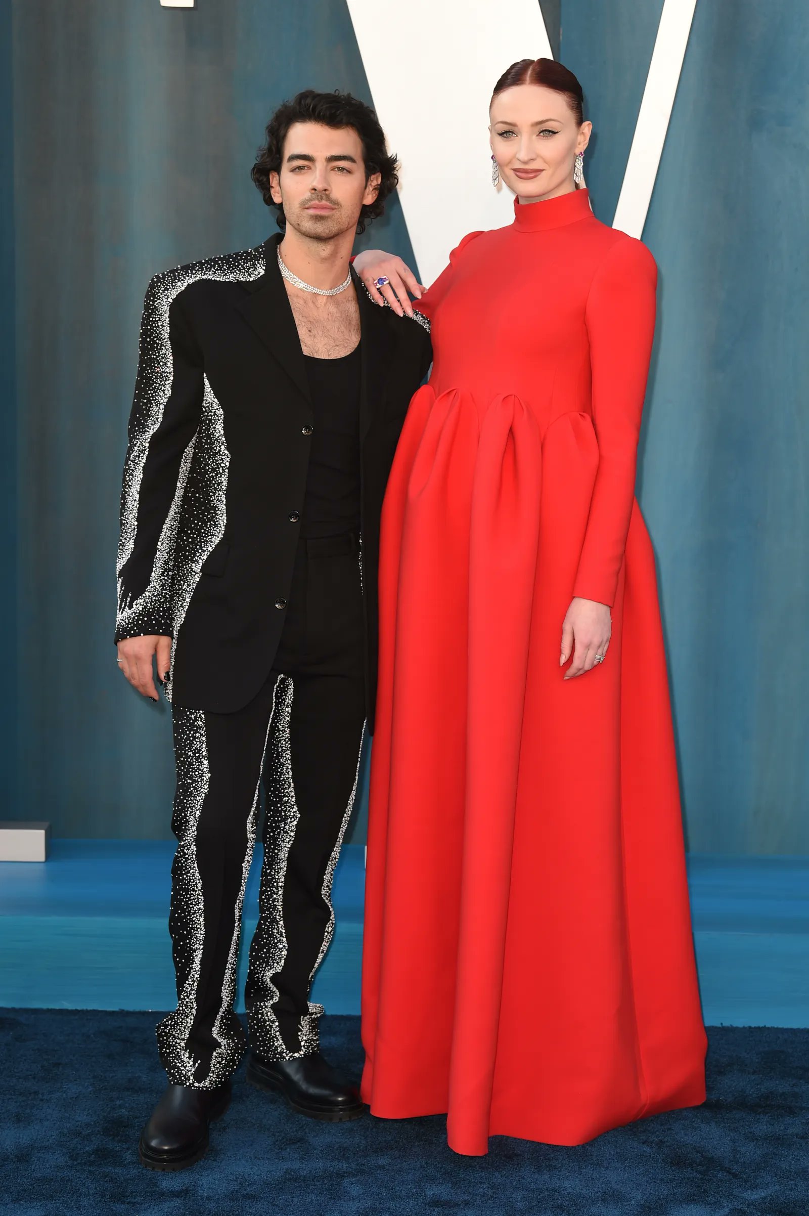 Joe Jonas & Sophie Turner wore Louis Vuitton @ 2022 Vanity Fair Oscar Party