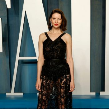 caitriona-balfe-wore-louis-vuitton-2022-vanity-fair-oscar-party-in-beverly-hills
