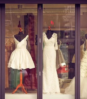 wedding-dress-shopping-made-easy-with-these-tips