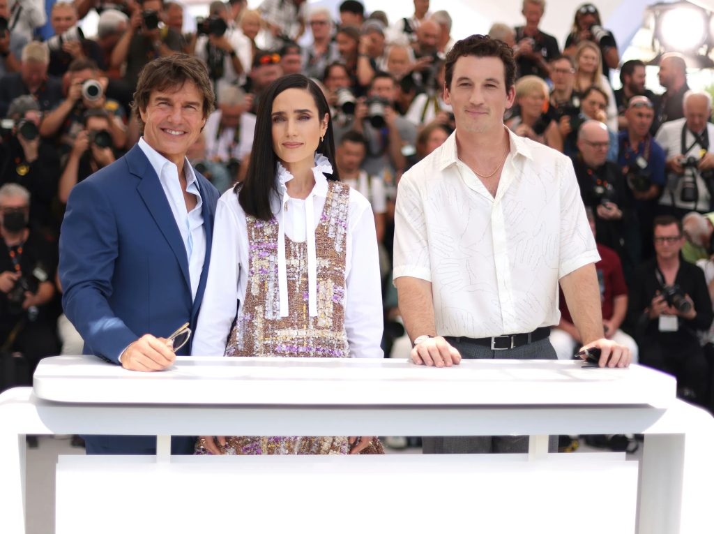 Jennifer Connelly Wore Louis Vuitton To The 'Top Gun: Maverick' Cannes Film  Festival Photocall