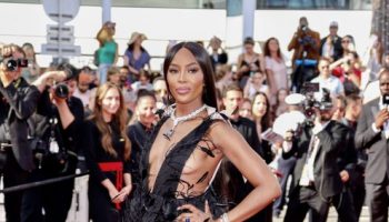 naomi-cambell-wore-valentino-couture-decision-to-leave-heojil-kyolshim-cannes-film-festival-screening