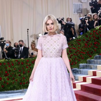 lucy-boynton-wore-pale-pink-chanel-haute-couture-met-gala-2022