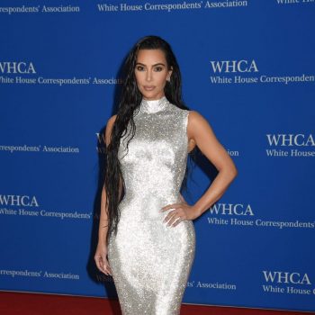kim-kardashian-and-pete-davidson-red-carpet-debut-at-2022-white-house-correspondents-association-dinner-1
