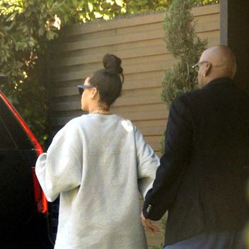 rihanna-seen-out-for-the-first-time-since-giving-birth-to-her-baby-boy
