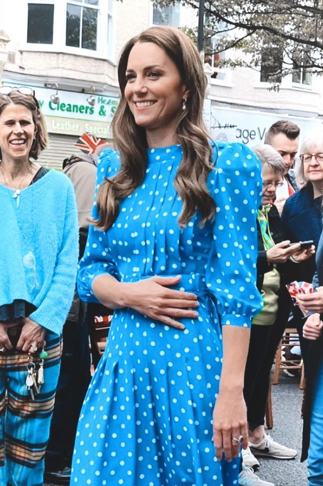 Kate Middleton wore blue Polka-Dot Dress @ Platinum Jubilee Lunch ...