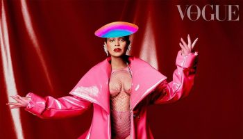 beyonce-wore-pink-latex-coat-for-british-vogue-july-2022-issue