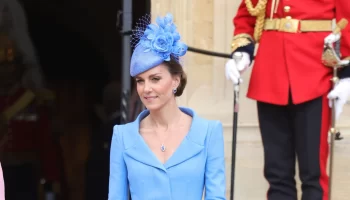catherine-duchess-of-cambridge-wore-alexander-mcqueen-order-of-the-garter-service