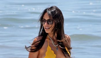 jjordana-brewster-in-yellow-bikini-body-santa-monica-beach-2022