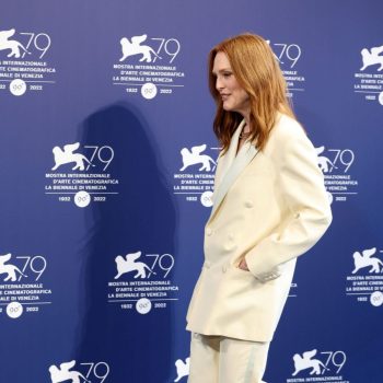 julianne-moore-wore-celine-suit-2022-venice-international-film-festival-jury-photocall