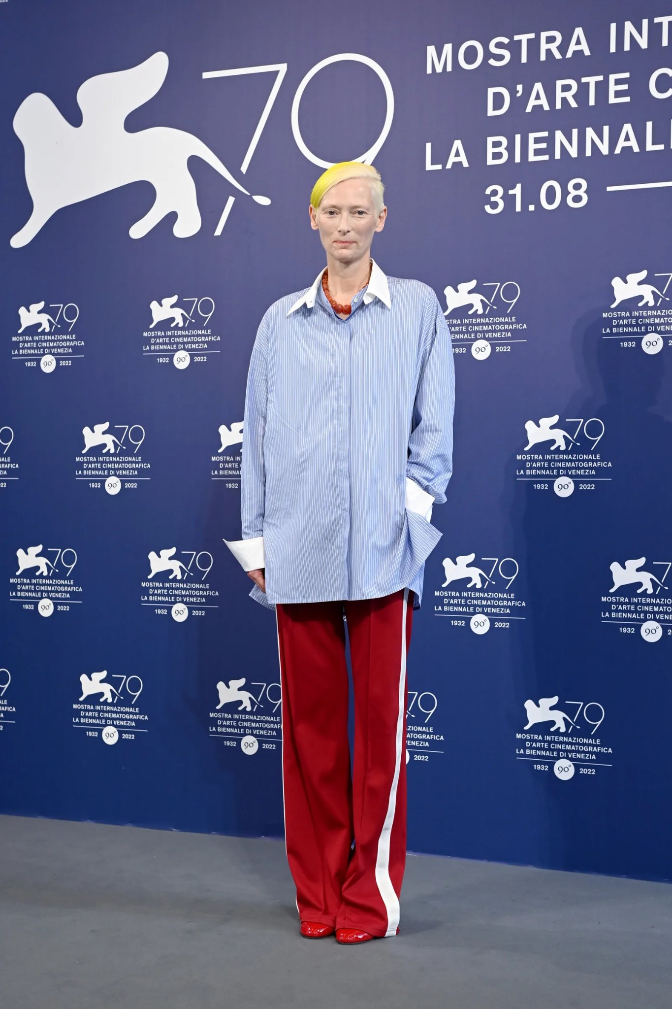 Tilda  Swinton  wore Loewe @  “The Eternal Daughter” h Venice I Film Festival Photocall