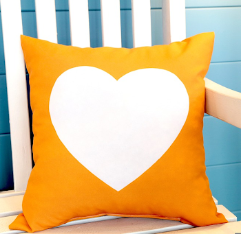 6-tips-to-help-you-purchase-fashionable-cushions-for-your-home
