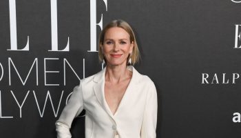 naomi-watts-wore-dior-suit-elle-women-in-hollywood-celebration-2022