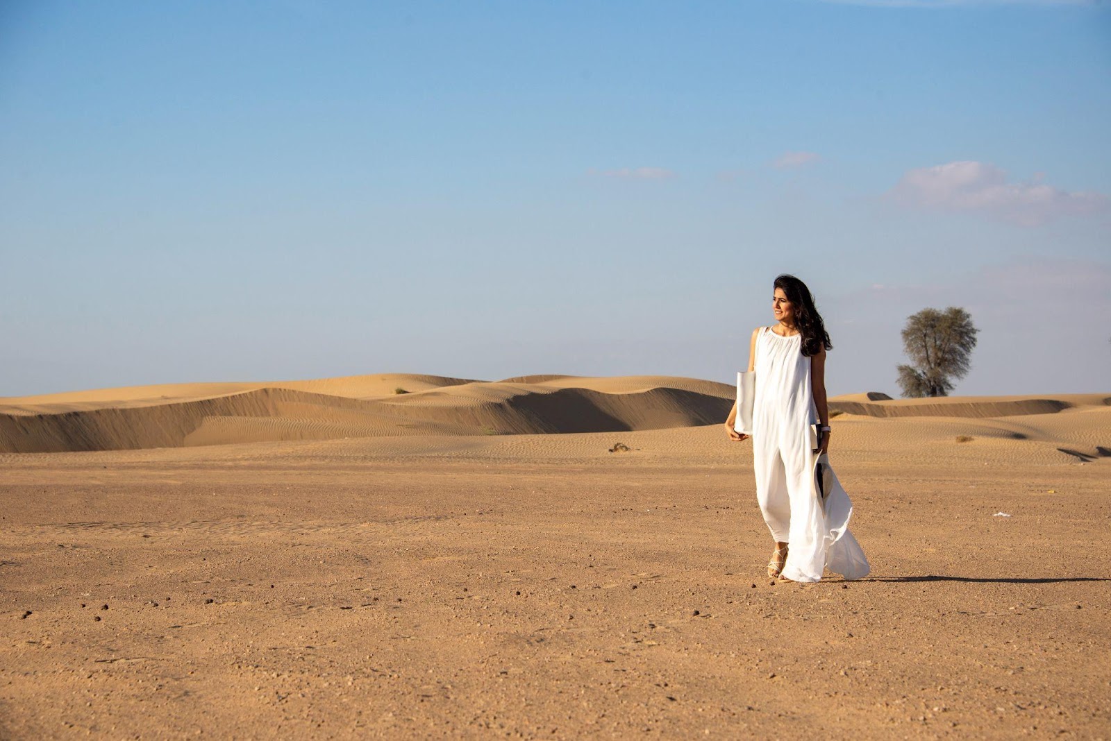strict-dress-code-what-to-wear-while-traveling-in-the-uae