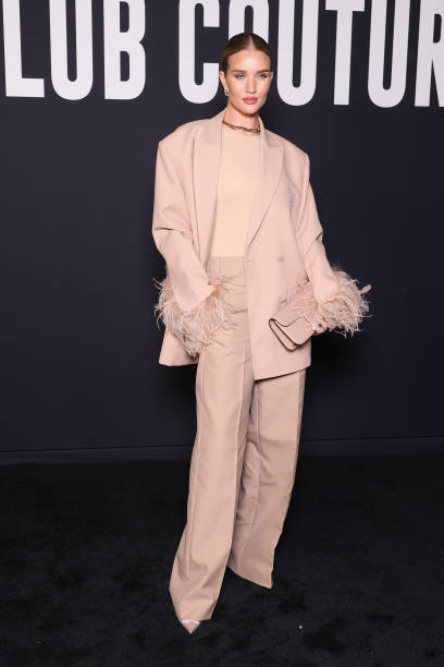 Rosie Huntington-Whiteley Dressed In Pink @ Valentino Le Club Couture Show  2023
