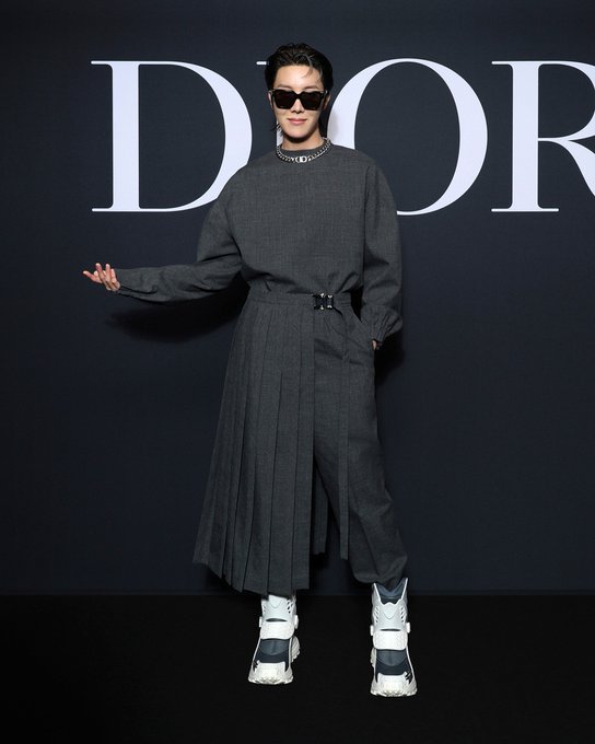 LIVE JIMIN & JHOPE at DIOR Fashion Show 2023 in Paris  BTS Dior Menswear  FALL Winter fashion show 