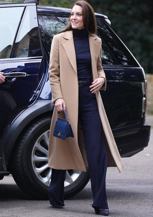 Kate Middleton  Wears  Camel Wool Coat @ Oxford Nursing Home