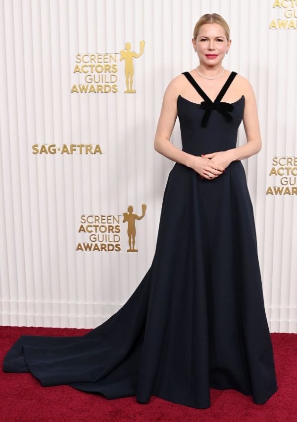 Michelle Williams wore a Black Dior Gown  @ SAG Awards 2023