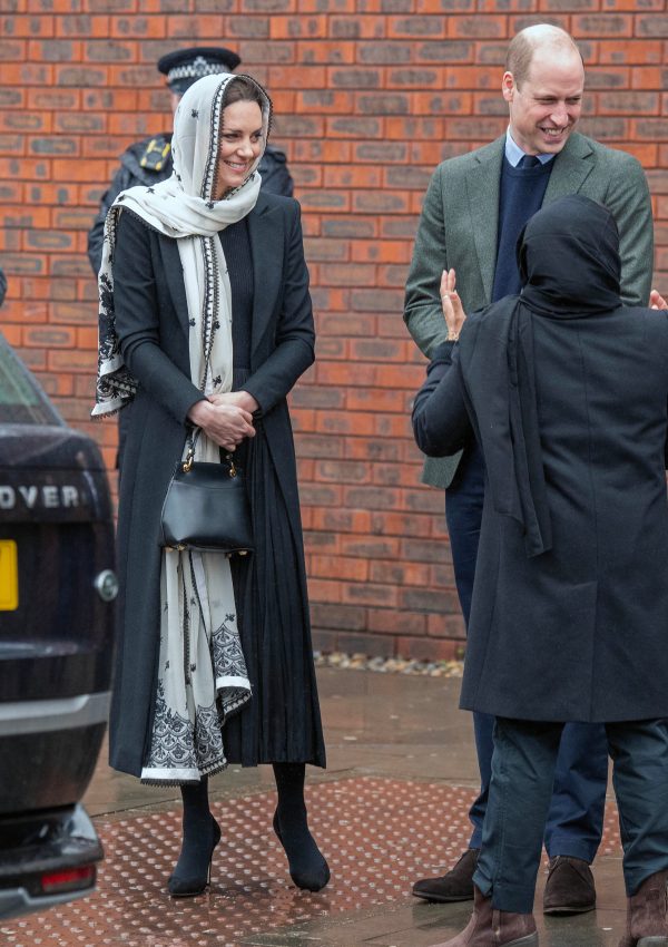 Kate Middleton  wore  Alexander McQueen  Dress @ Hayes Muslim Centre