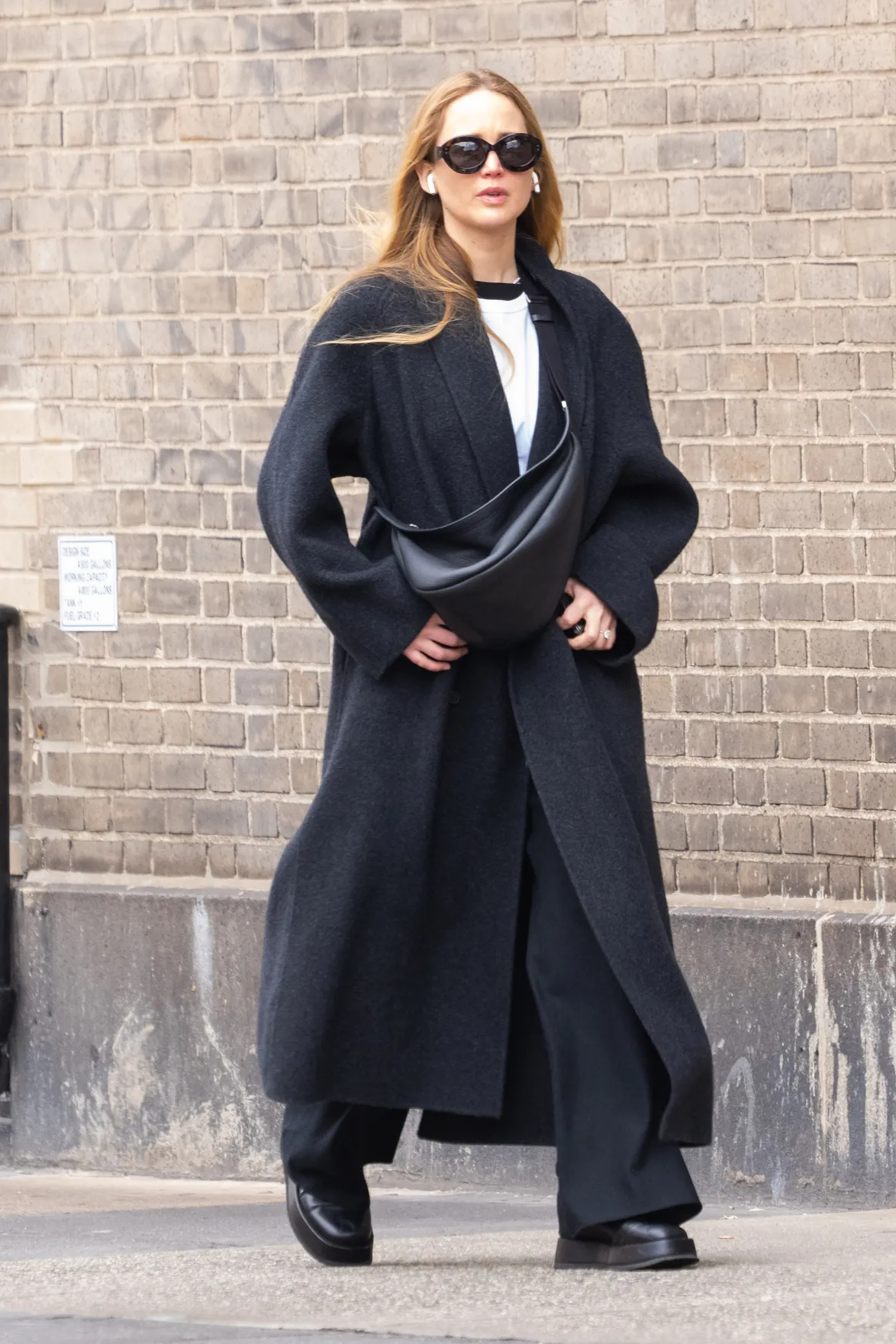 Jennifer Lawrence wore The Row Coat @ New York March 28, 2023