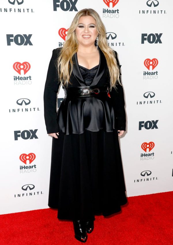 Kelly Clarkson Reveals New Music @ 2023 iHeartRadio Music Awards