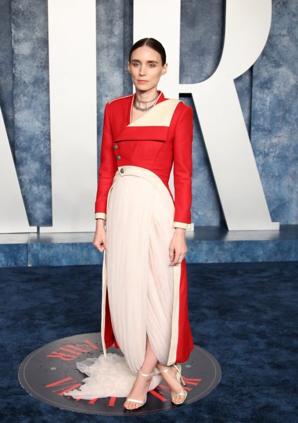 Rooney Mara wore Alexander McQueen dress  @ 2023 Vanity Fair Oscars party