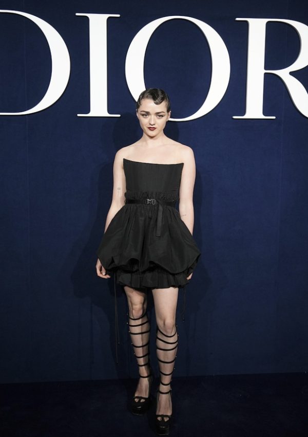 Maisie Williams At Christian Dior Fall 2023 @  Paris Fashion Show