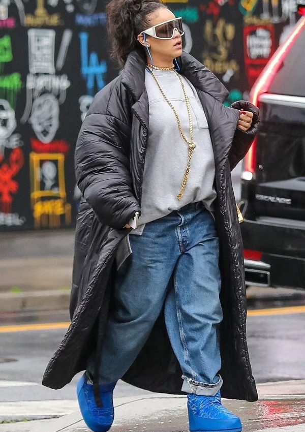 Rihanna  in  Norma Kamali Sleeping Bag Coat @ Los Angeles March 22, 2023