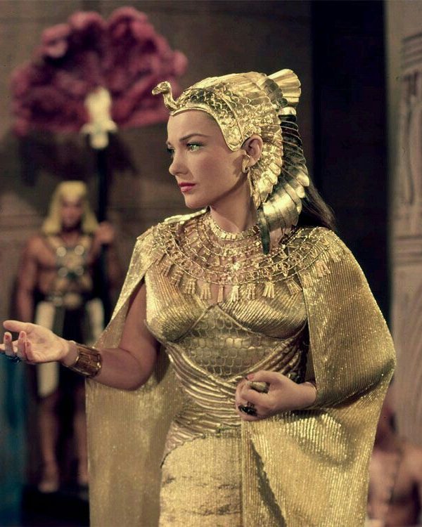 Best Costumes  For The Ten Commandments Movie