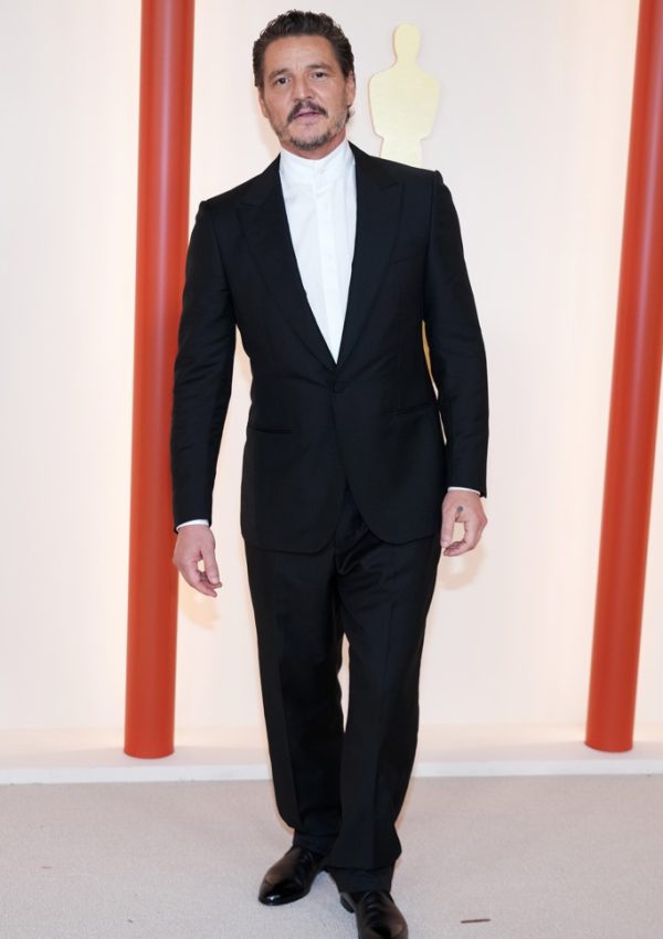 Pedro Pascal  wore Zegna Suit @  Oscars 2023 in Los Angeles