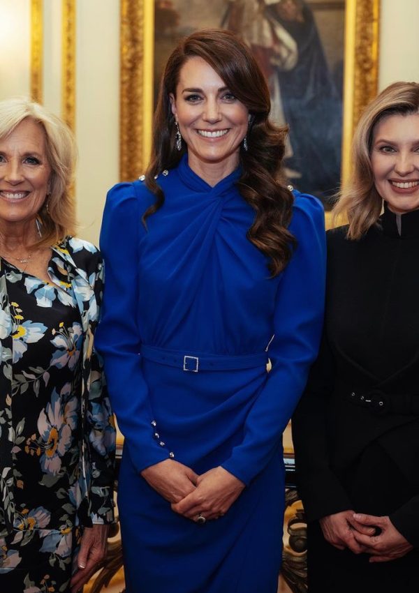 Kate Middleton In Royal Blue Dress @ Buckingham Palace Ahead of Coronation