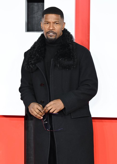 Jamie Foxx’s daughter announces that he’s out of the hospital and recuperating