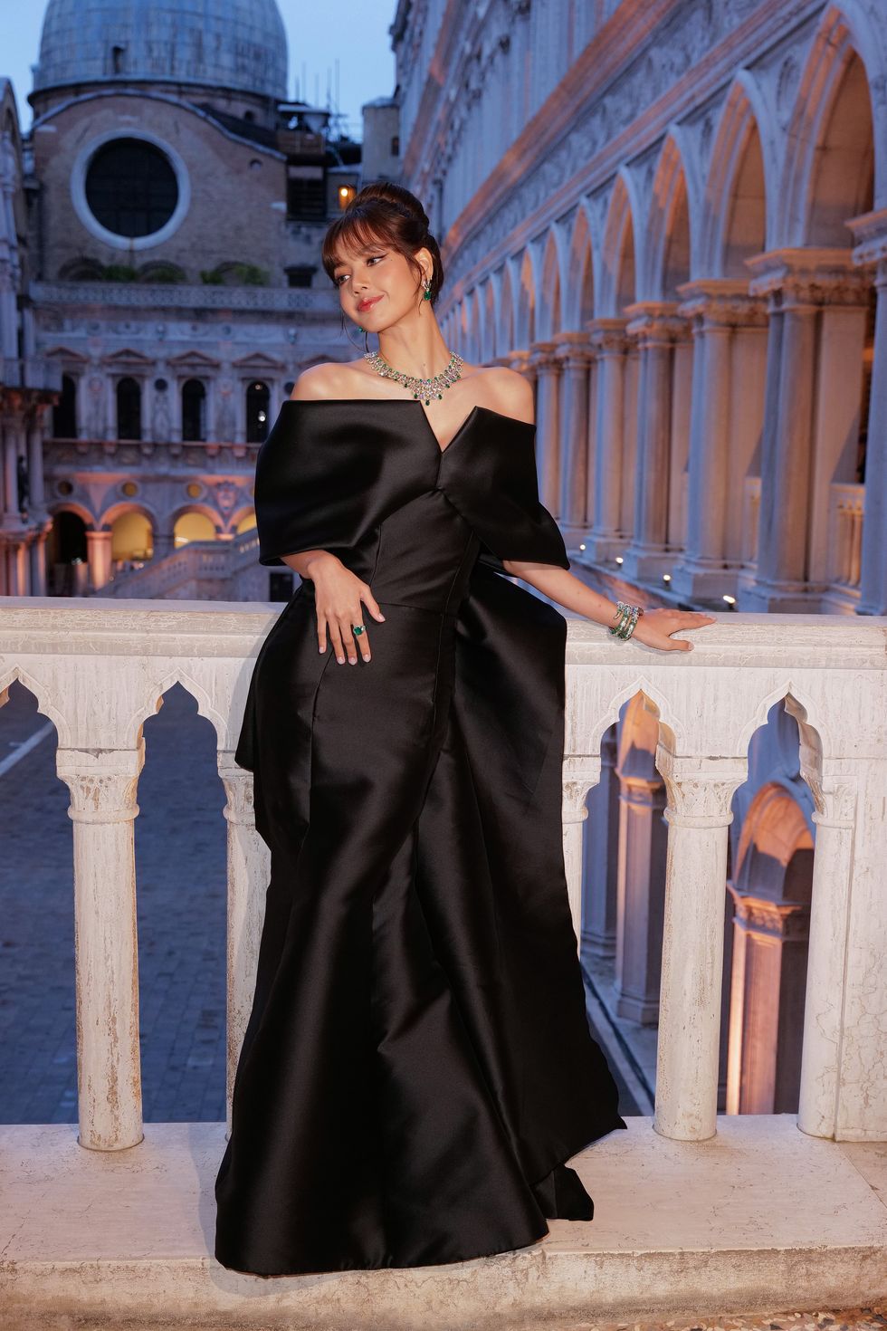 n Pics: Priyanka Chopra Looks Gorgeous at Bulgari Event In Venice
