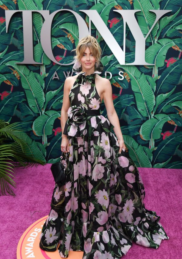 Julianne Hough wore Carolina Herrera Gown @ Tony Awards 2023 in New York