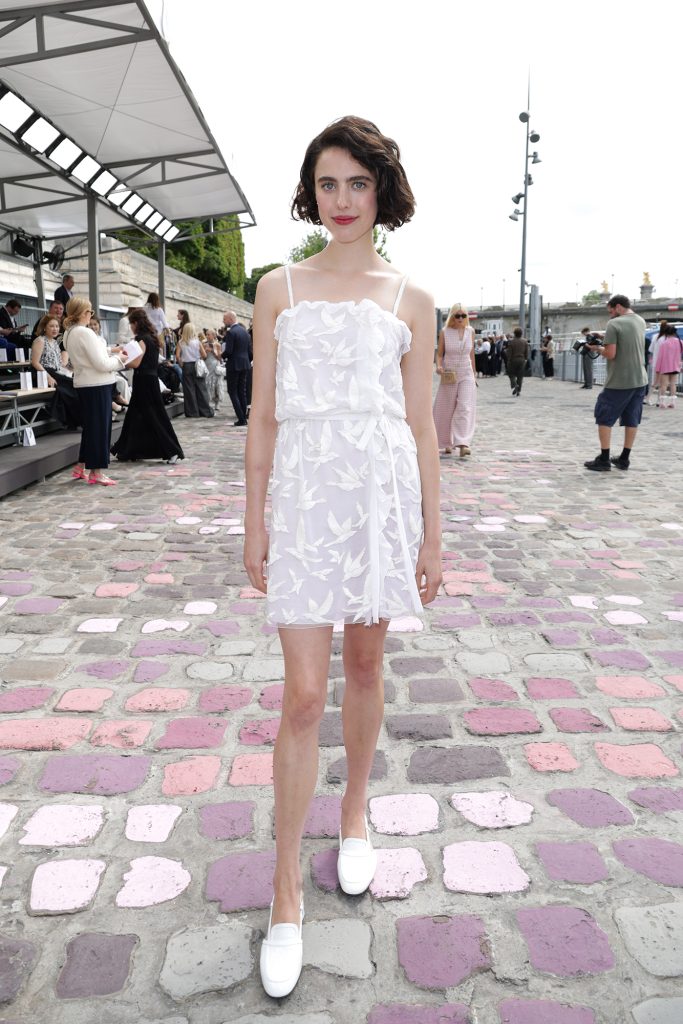Elsa Zylberstein attends the Chanel Haute Couture Fall/Winter