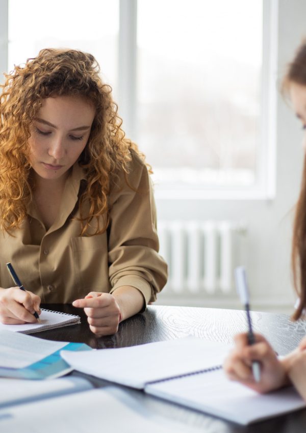 Reasons to Choose Custom Essay Writing Services