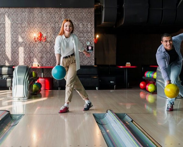 Bowl in Bold: Unleash Your Personality with Custom Bowling Jackets!