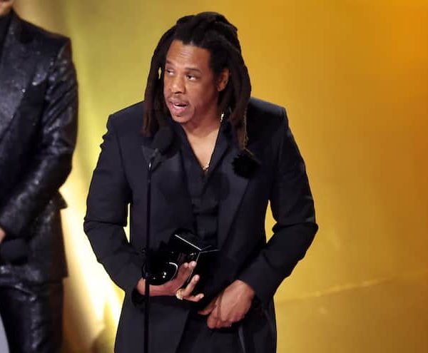 Jay-Z  calls out Grammys On stage to ‘get it right’ and give Black artists what is desereved